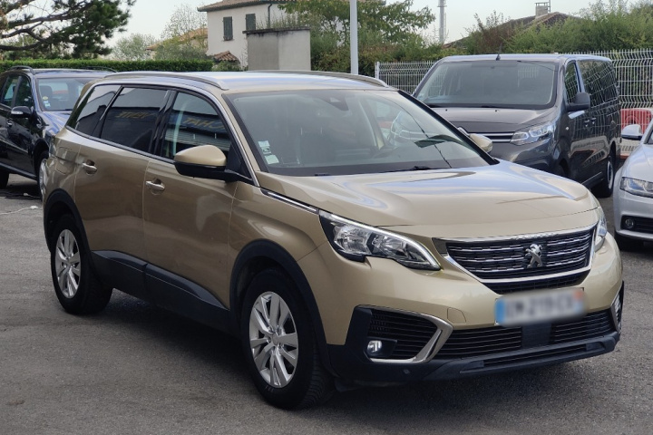 PEUGEOT 5008 BUSINESS